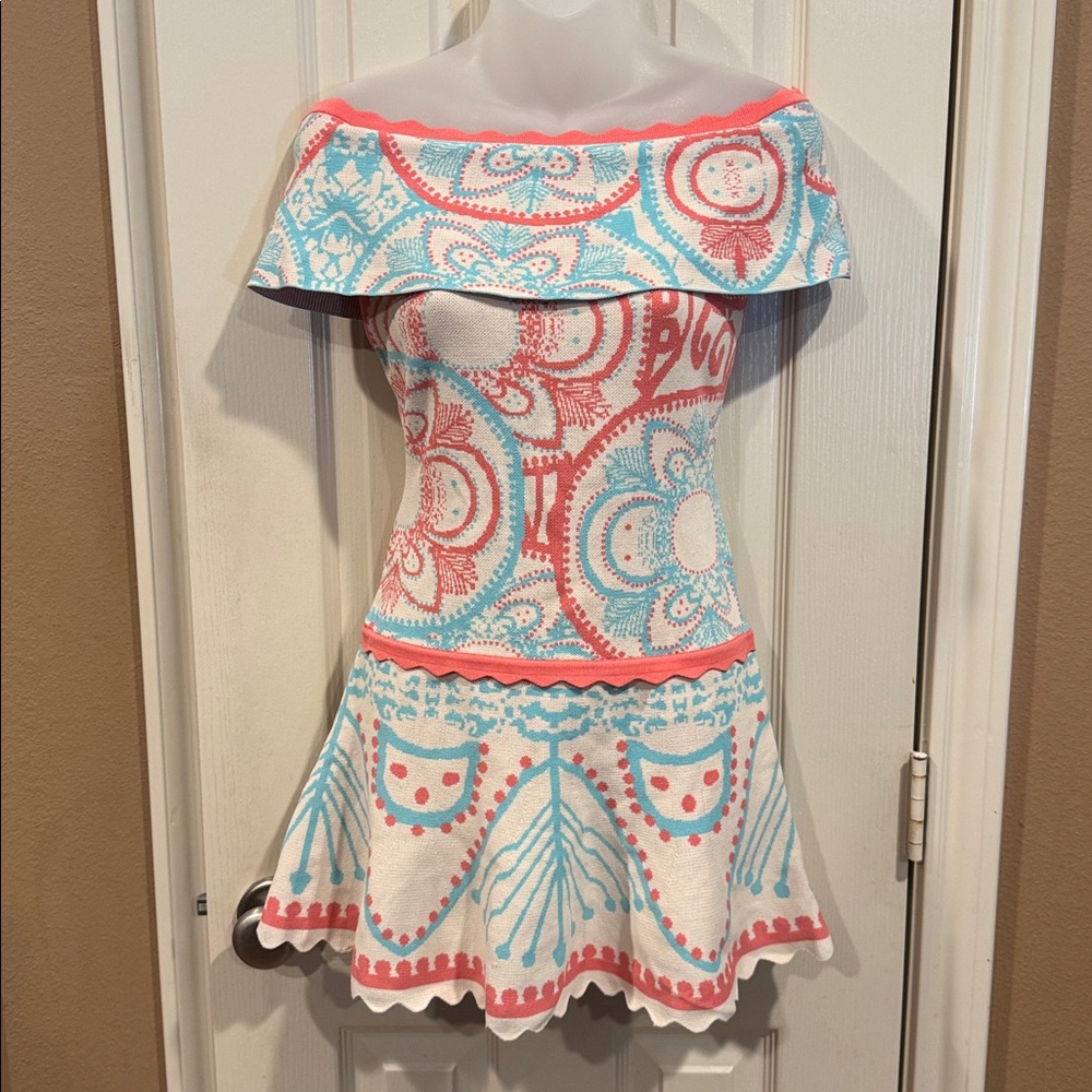 NWT - Foxiedox “Winnie” Off-Shoulder Dress. Sz Small